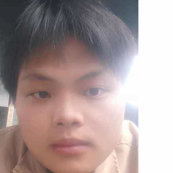 22岁岁河南单身帅哥 - 宜宾吉缘网
