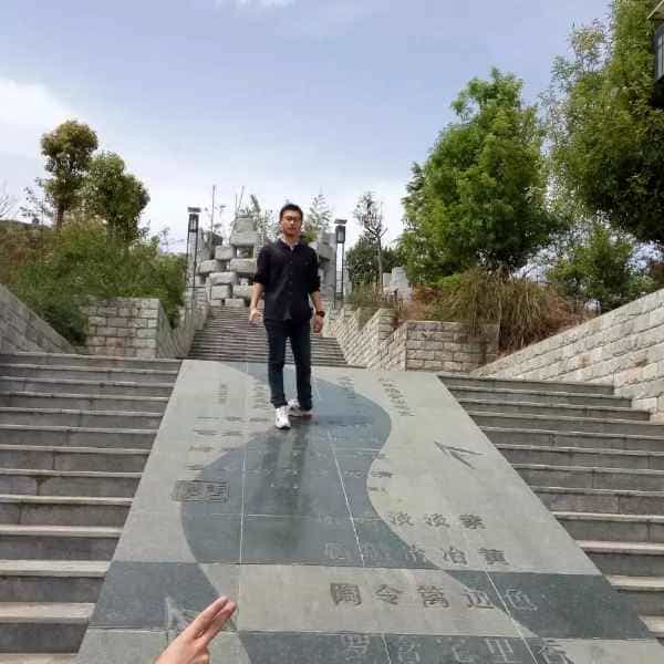 28岁岁陕西单身帅哥 - 宜宾吉缘网