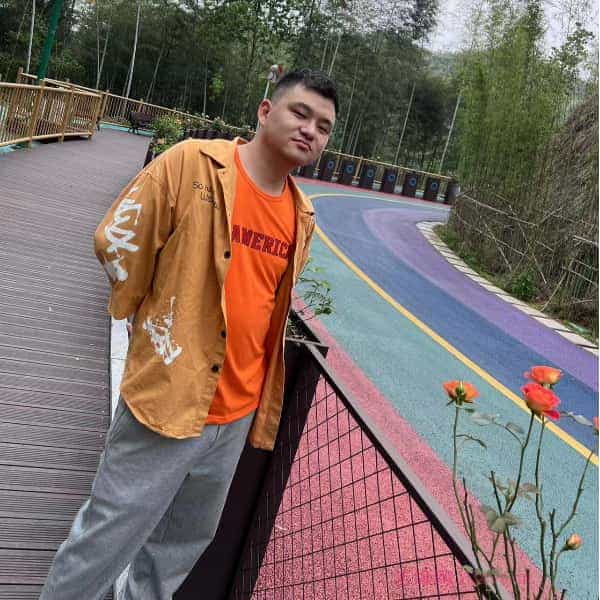 28岁岁湖南单身帅哥 - 宜宾吉缘网